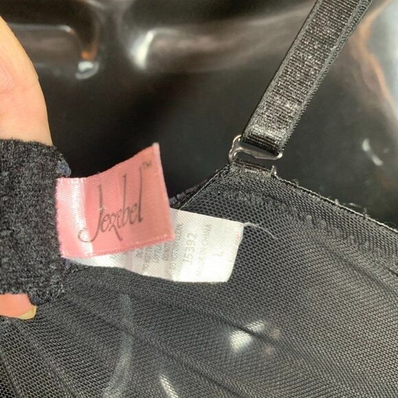 Jezebel Full Support Bra Top Chemise - Picture 5 of 6